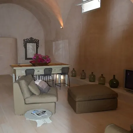 Pyrgos Old Winery Villa