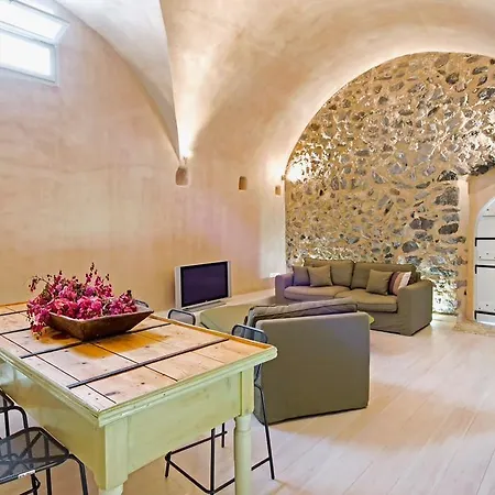 Pyrgos Old Winery Villa