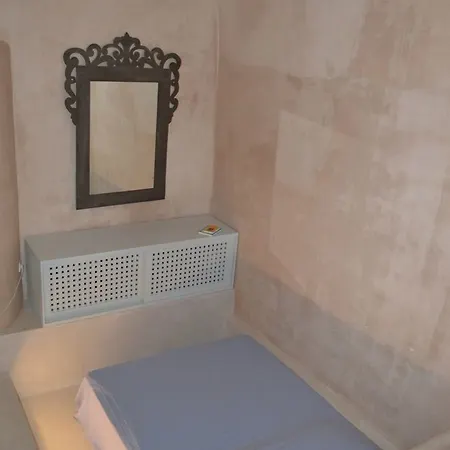 Pyrgos Old Winery Villa *