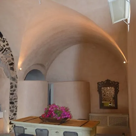 Pyrgos Old Winery Villa