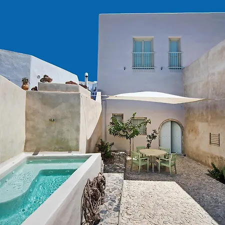 Pyrgos Old Winery Messaria (Santorini)